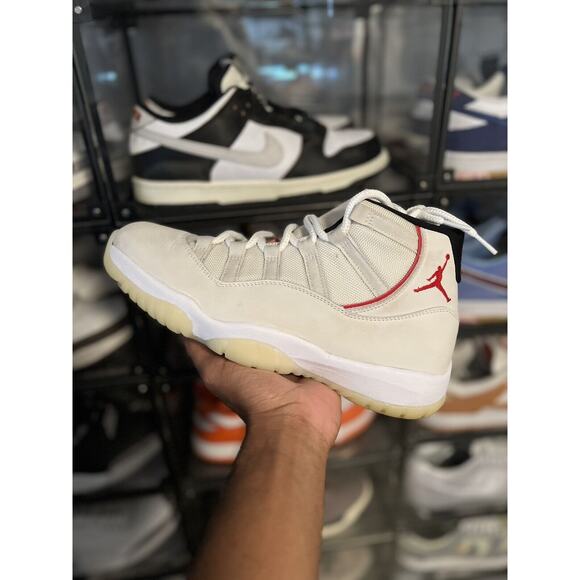 Size 9.5 - Jordan 11 Retro Platinum Tint 2018 - Picture 1 of 10